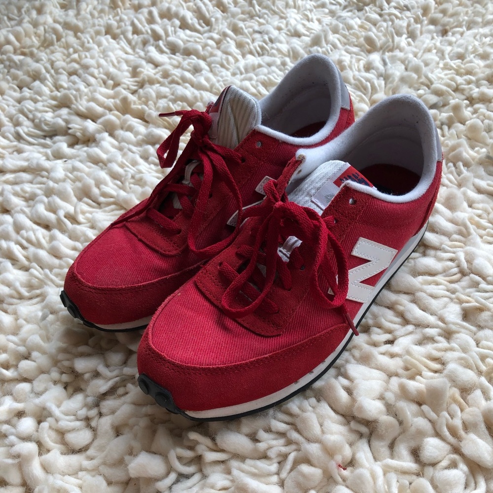 Like new Red New Balance 410 sneakers 8.5